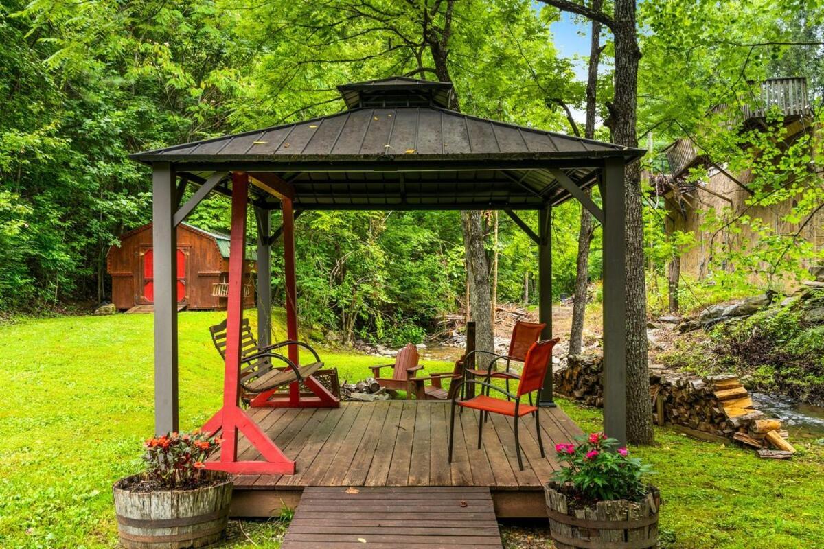 Cabin 5 Studio Cabin With Hot Tub, Water View And Fire Pit Villa Sevierville Exterior foto